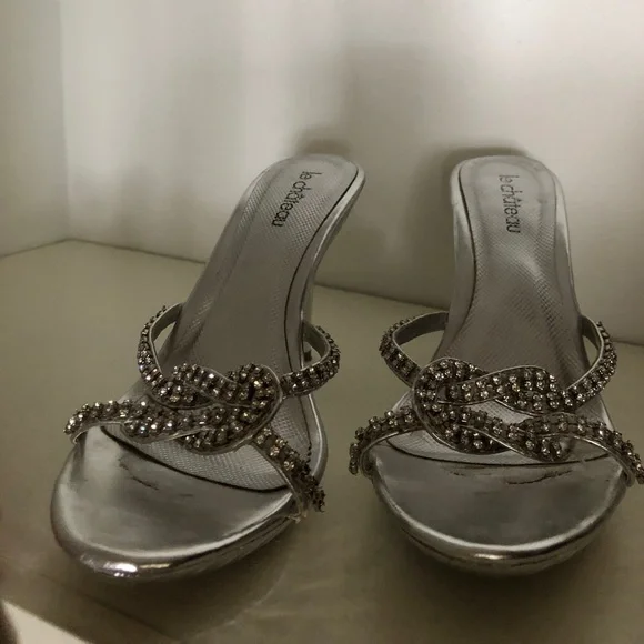 STUNNING SILVER STILETTOS - Picture 6 of 9